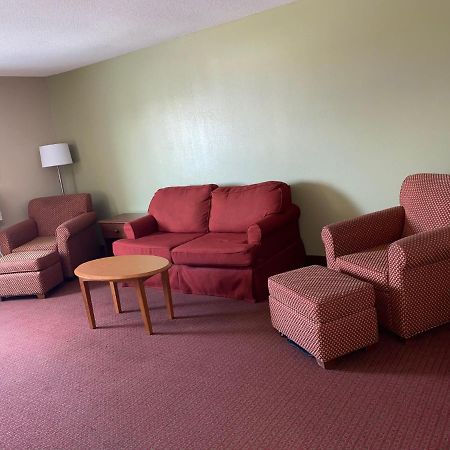 Baymont By Wyndham Kokomo Extérieur photo