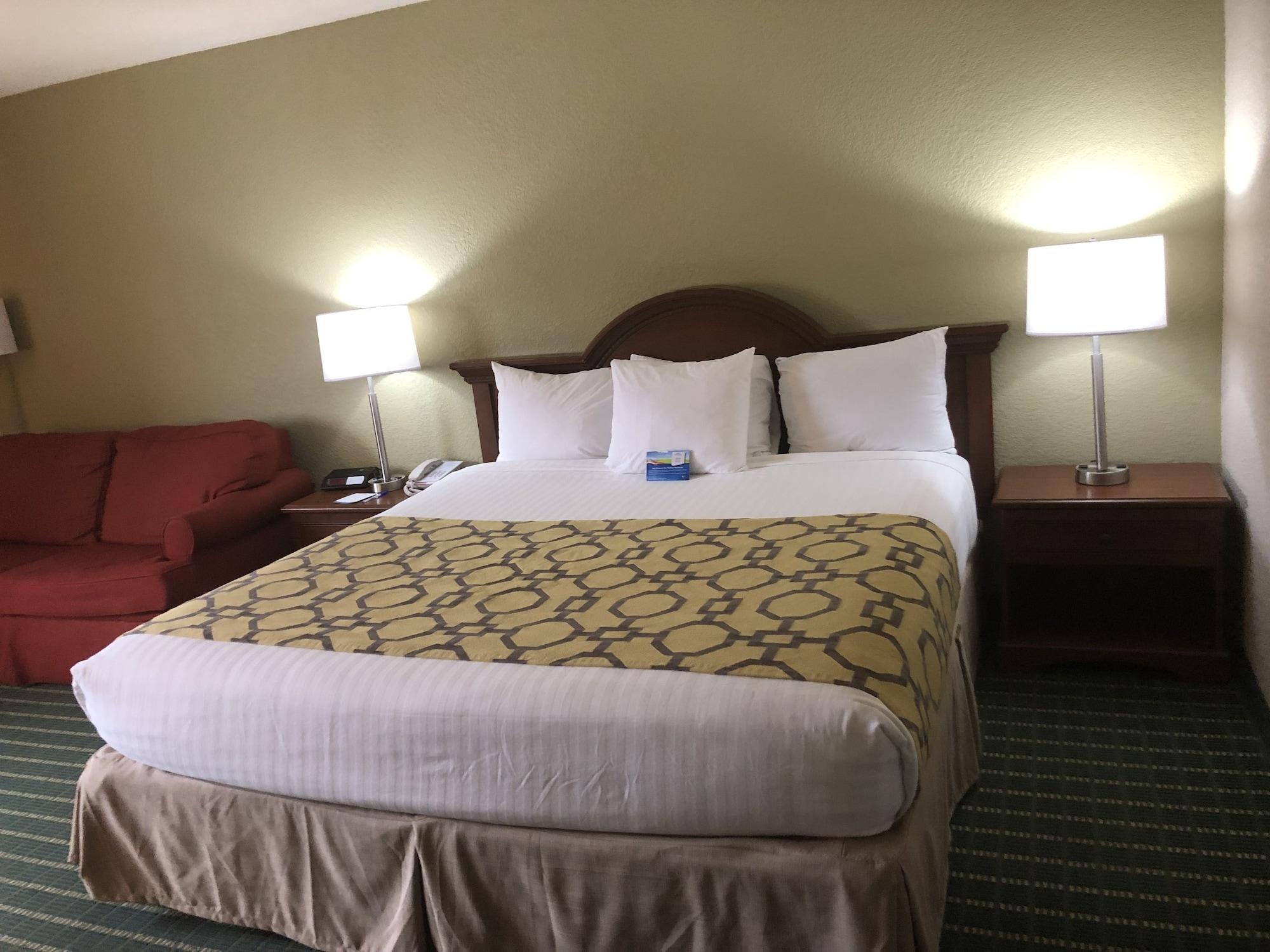 Baymont By Wyndham Kokomo Extérieur photo