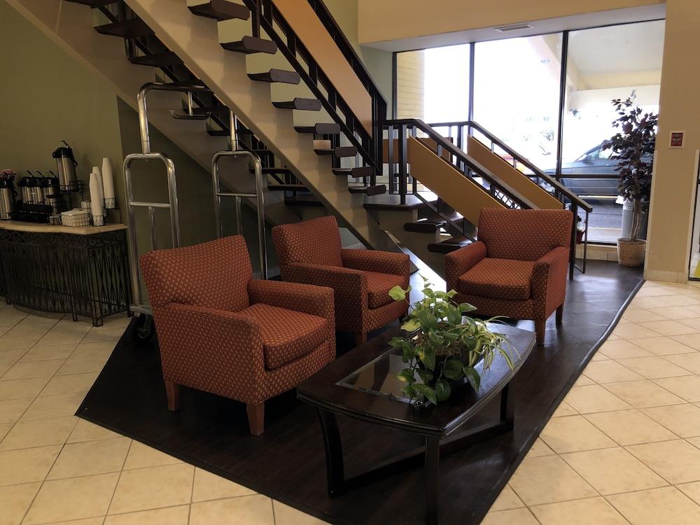 Baymont By Wyndham Kokomo Extérieur photo