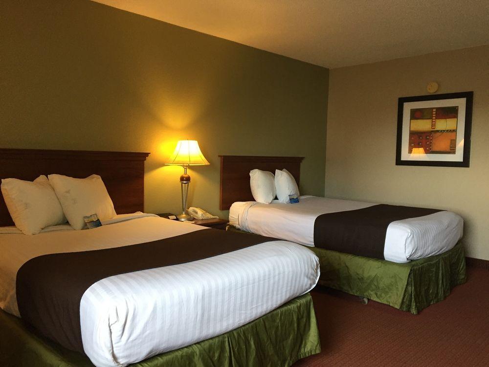 Baymont By Wyndham Kokomo Extérieur photo