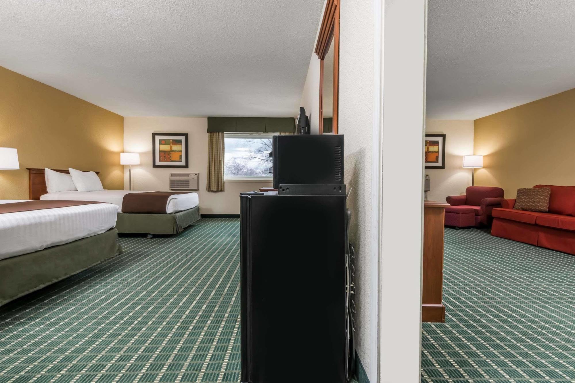 Baymont By Wyndham Kokomo Extérieur photo