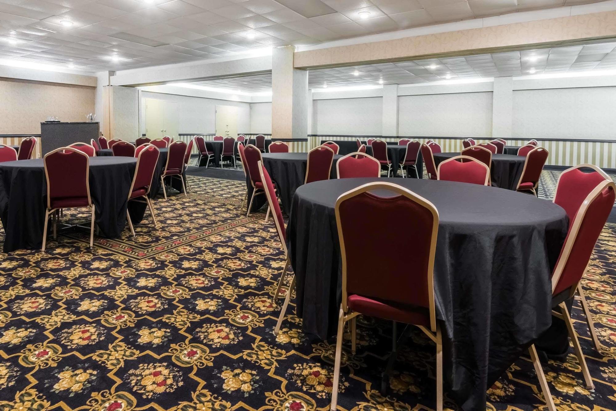 Baymont By Wyndham Kokomo Extérieur photo