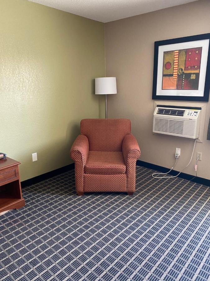 Baymont By Wyndham Kokomo Extérieur photo